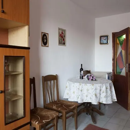 Ulitsa Kumanovo 1 - Petkovi 아파트 *